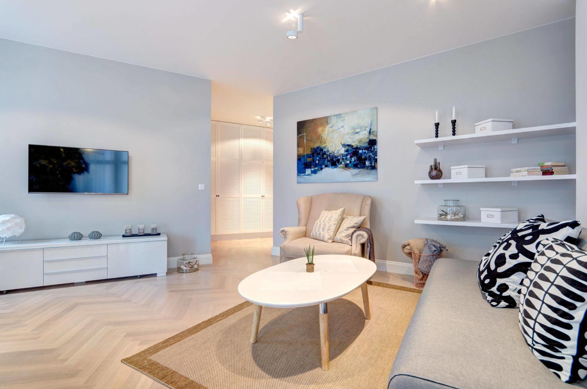 Swanky And Modern Marina Residence Sopot Bagian luar foto