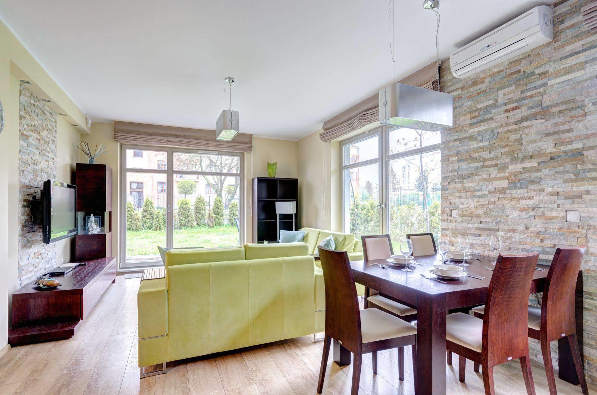 Swanky And Modern Marina Residence Sopot Bagian luar foto